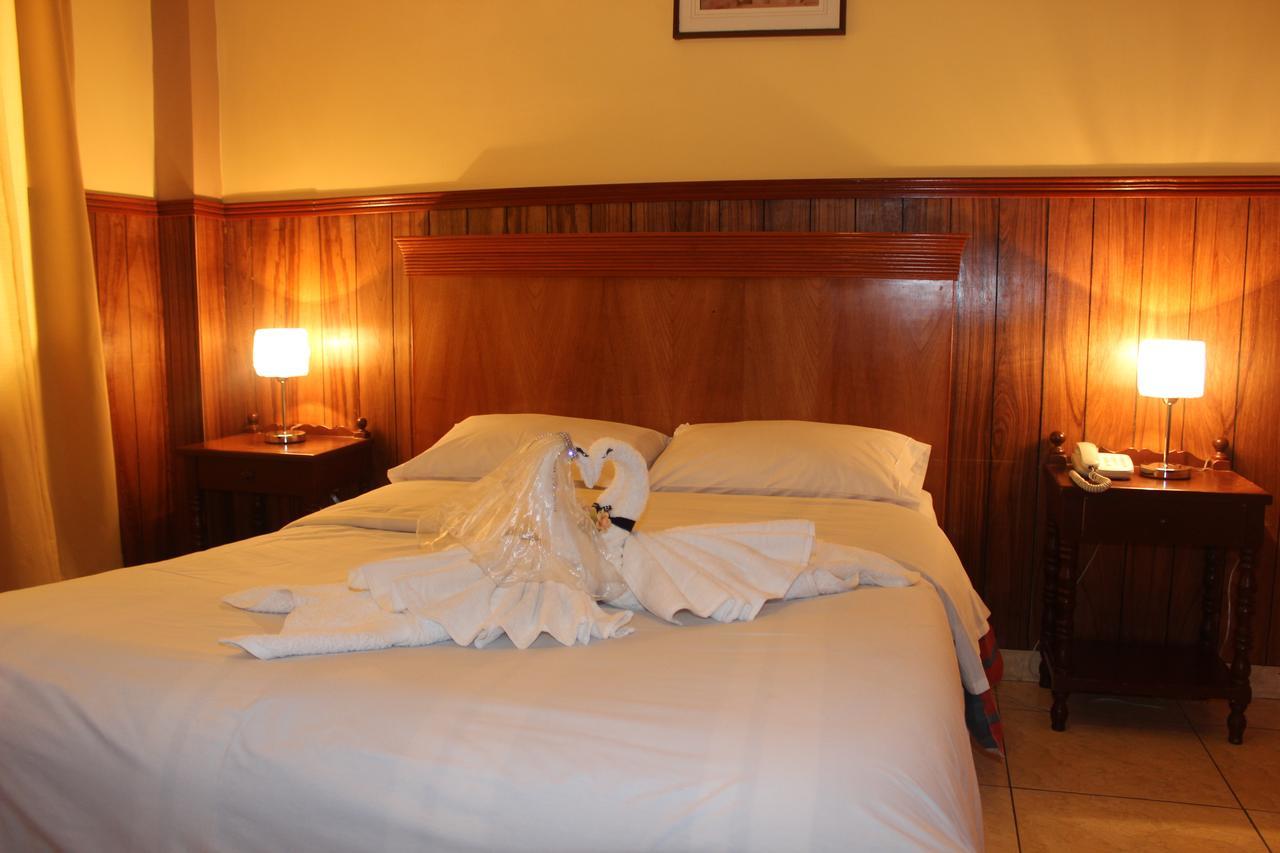 Hotel El Tumi 2 Уарас Екстериор снимка