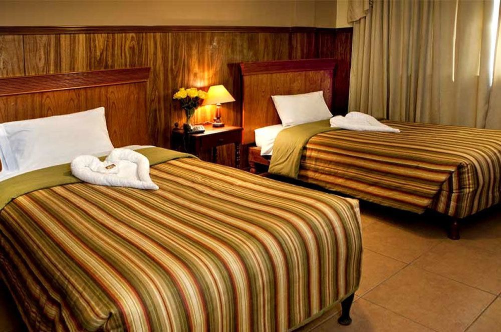 Hotel El Tumi 2 Уарас Екстериор снимка